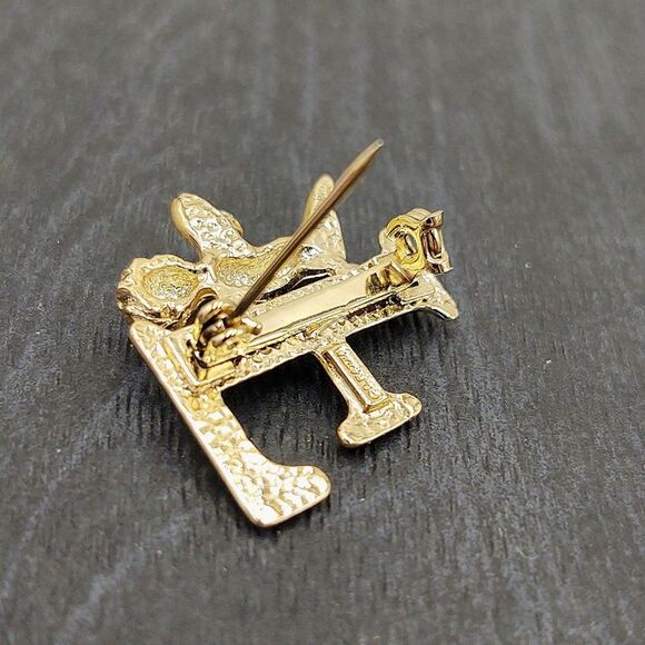 Vintage Angel Monogram Initial "F" Goldtone Pin Brooch - Picture 6 of 8